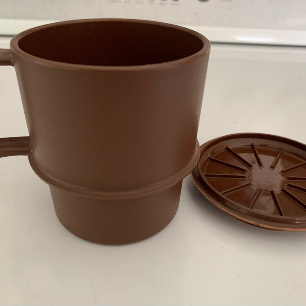 Tupperware Mug Lid Saucer chocolate Brown Vintage Camping Travel Coffee Cup - Picture 6 of 10